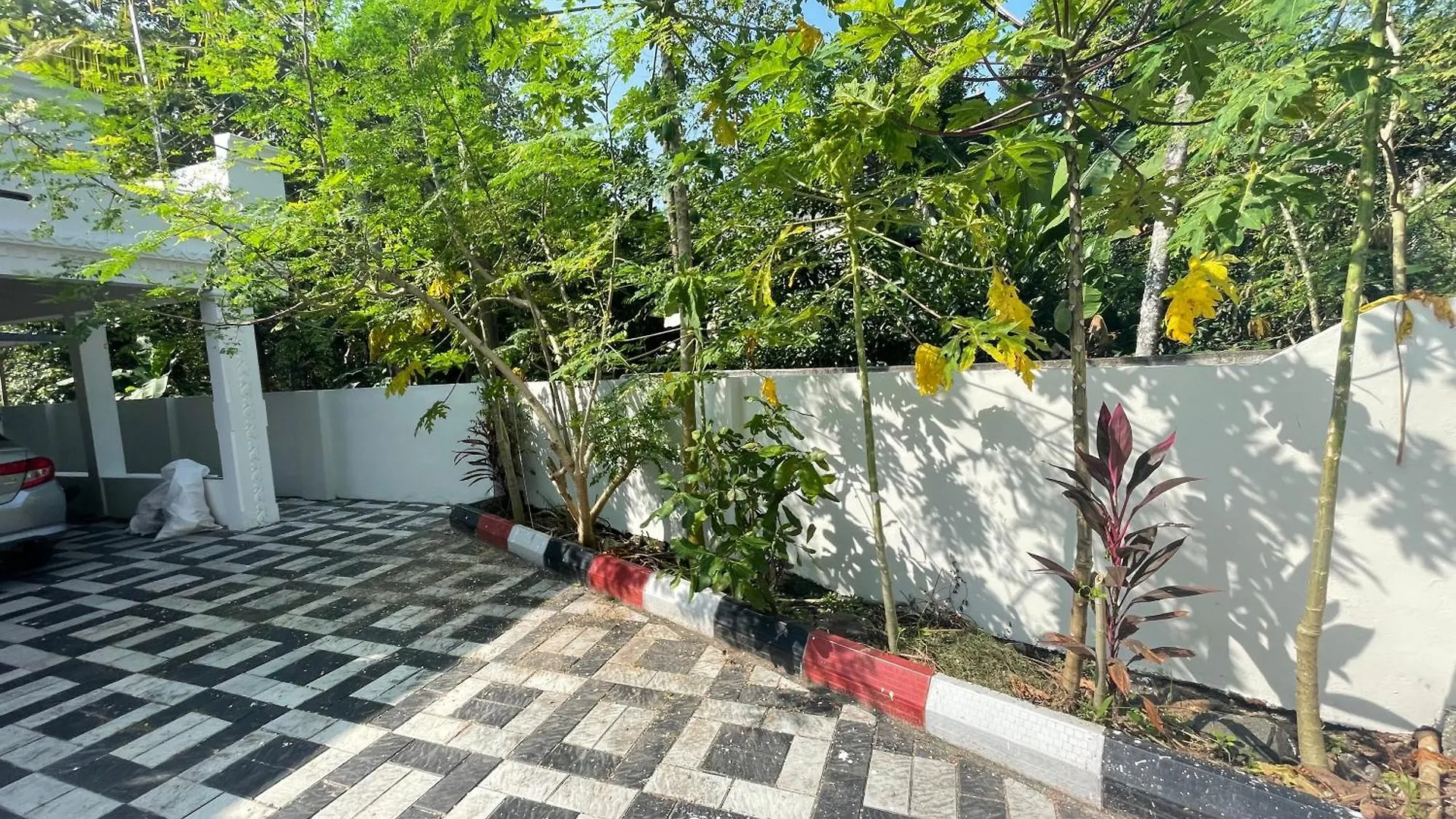 Varkala Beats - Traveller'S Pad 0*,